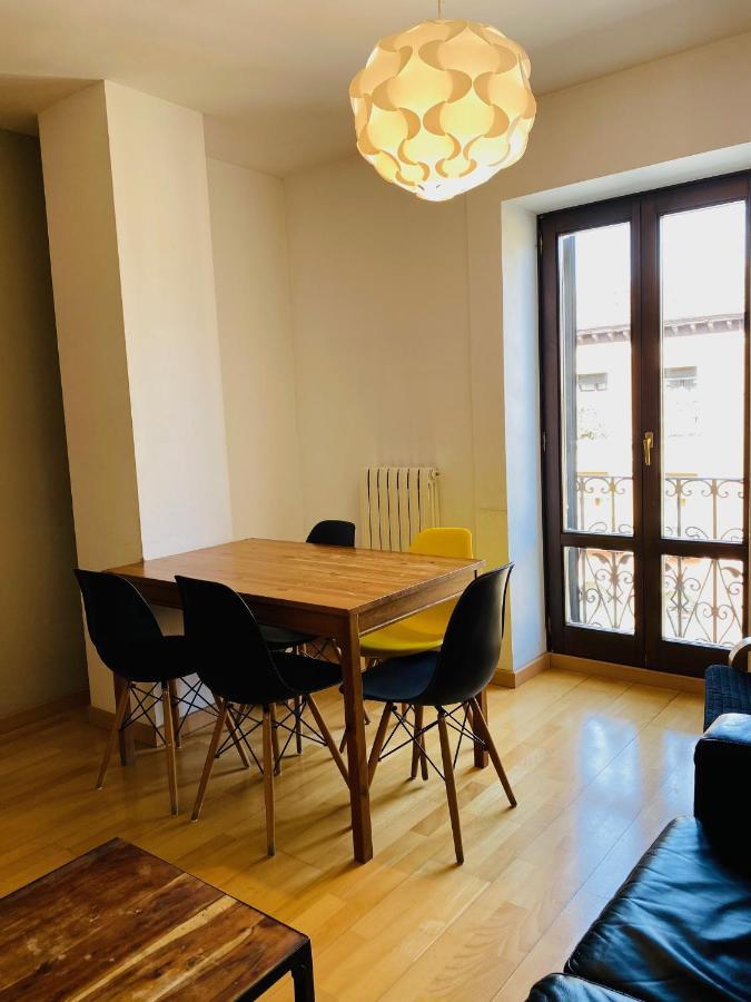 Apartamentos Zaragoza Coso Esterno foto