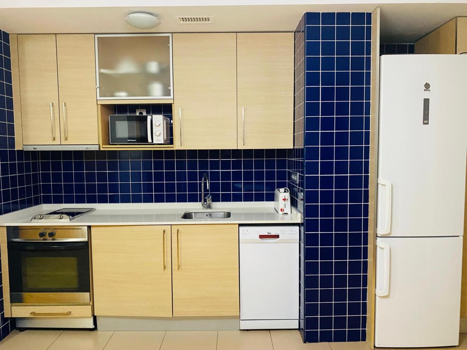 Apartamentos Zaragoza Coso Esterno foto