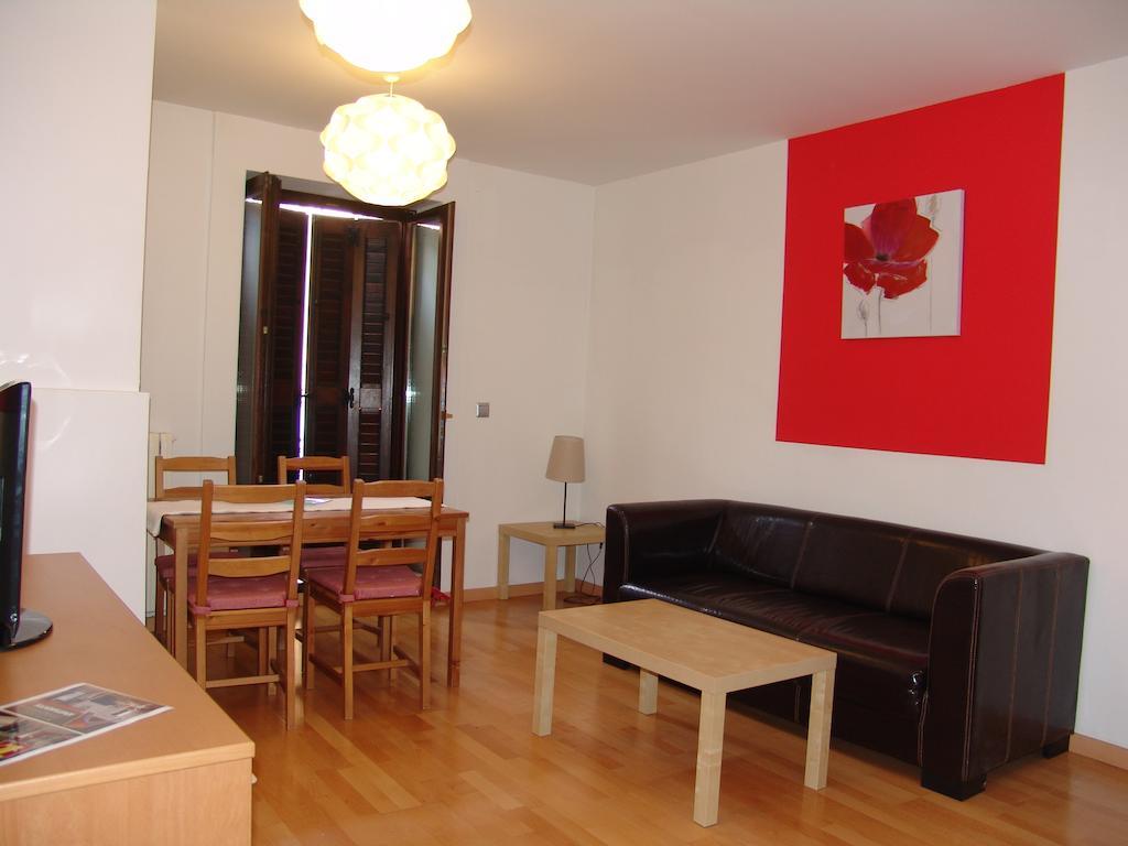 Apartamentos Zaragoza Coso Camera foto